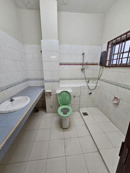 Rumah Teres untuk Dijual di Batu 9 (Cheras) - Francis Thee - PropertyGuru.com.my