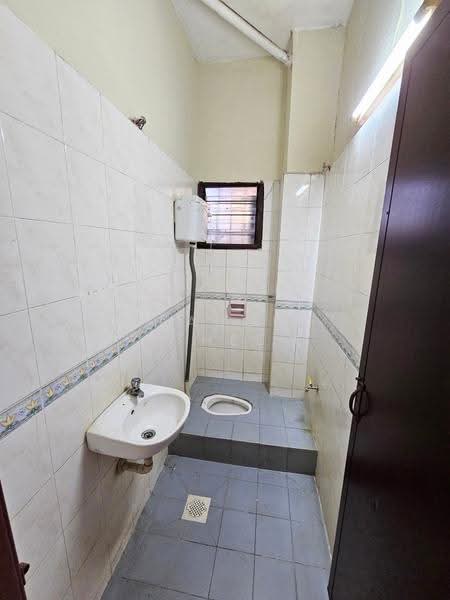 Rumah Teres untuk Dijual di Batu 9 (Cheras) - Francis Thee - PropertyGuru.com.my
