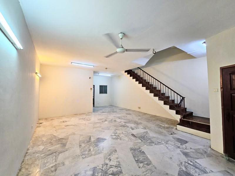 Rumah Teres untuk Dijual di Batu 9 (Cheras) - Francis Thee - PropertyGuru.com.my