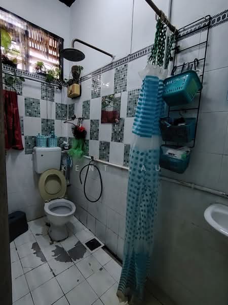 Rumah Teres 2 Tingkat untuk Dijual di Wangsa Melawati (Wangsa Maju) - Kent Lau - Bathroom - PropertyGuru.com.my