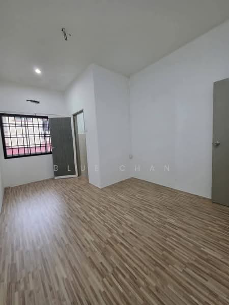 2-storey Terraced House for Rent in Taman Flora Heights (Pasir Gudang) - Blue Chan - Interior - PropertyGuru.com.my