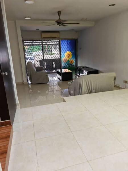 2-storey Terraced House for Sale in Kepong (Kuala Lumpur) - Charmaine Tan - Living Room - PropertyGuru.com.my