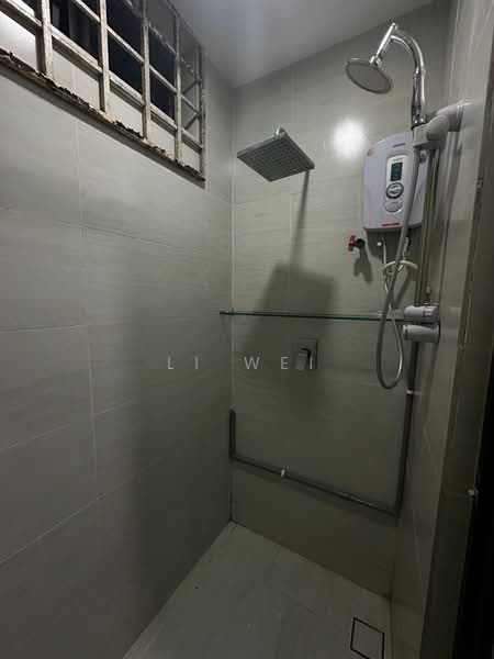 2-storey Terraced House for Rent in Kempas (Johor Bahru) - Li Wei - Bathroom - PropertyGuru.com.my