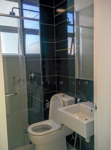 Service Residence for Sale at Skypod Residence - Jocelin Lim - Bathroom - PropertyGuru.com.my