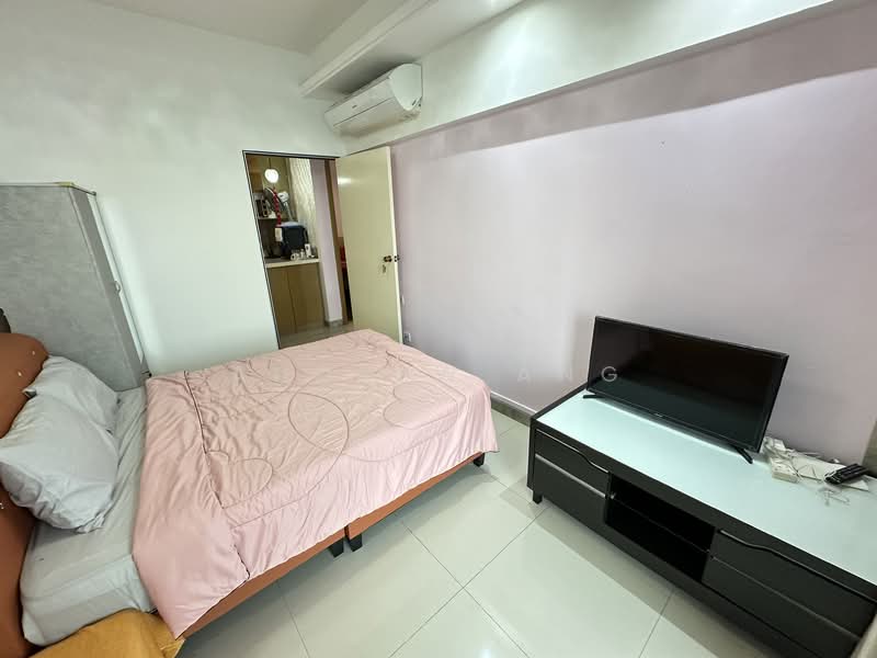 Service Residence for Rent at R&F Princess Cove Phase 1 - Andrew Ang - Bedroom - PropertyGuru.com.my