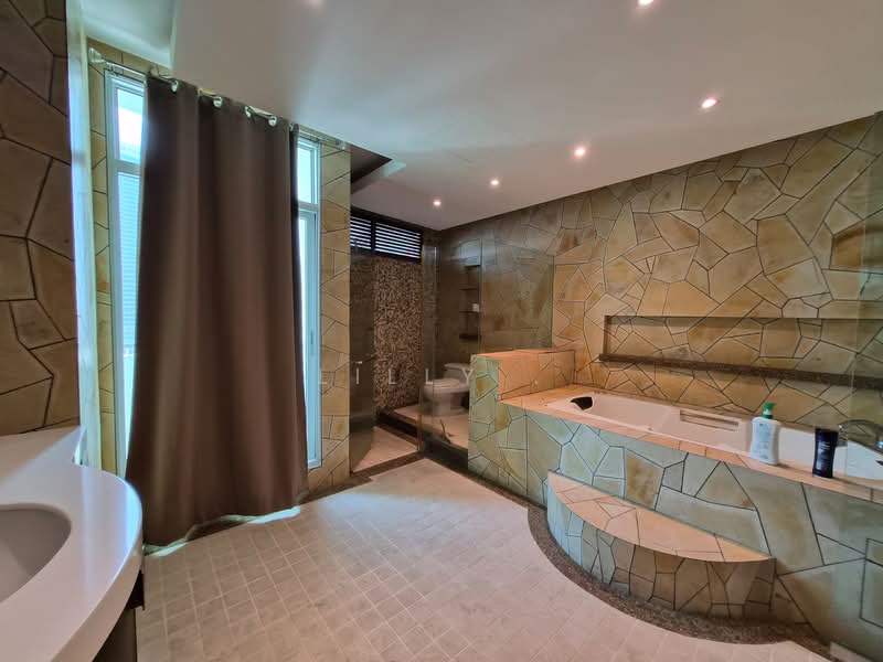 Condominium for Rent at Gurney Palace - Lilly . - Bathroom - PropertyGuru.com.my