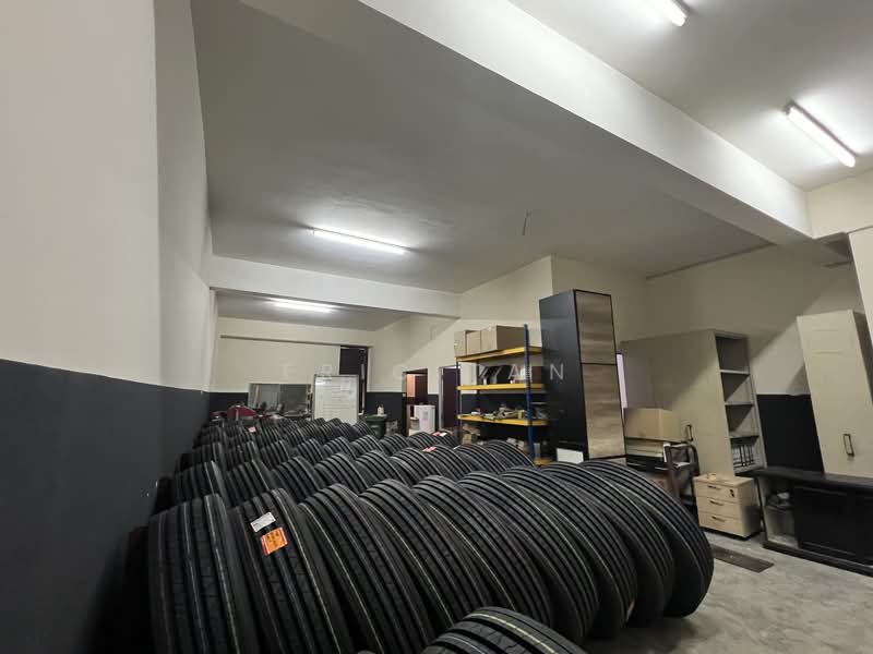 Shop for Sale in Kajang (Selangor) - Eric Tan - Interior - PropertyGuru.com.my