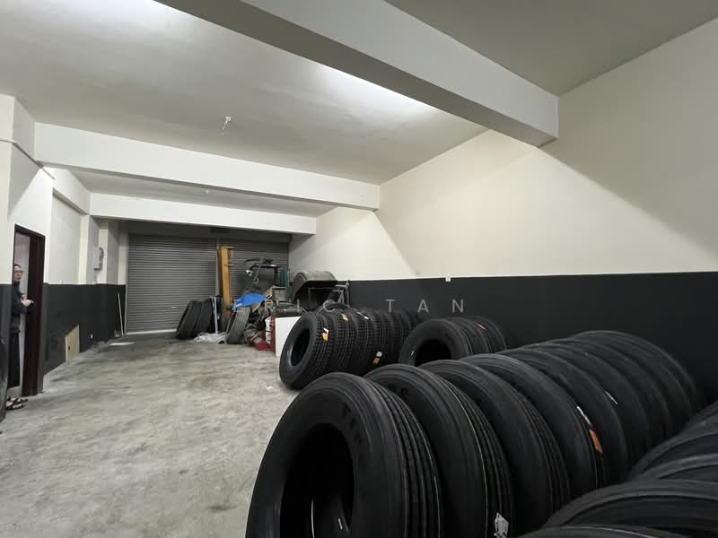 Shop for Sale in Kajang (Selangor) - Eric Tan - Interior - PropertyGuru.com.my