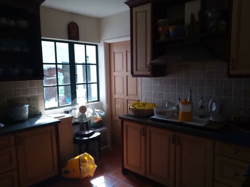 Bungalow House for Sale in Perdana College Heights (Mantin) - John . - Kitchen - PropertyGuru.com.my