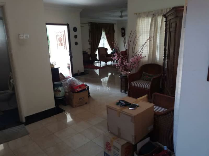 Bungalow House for Sale in Perdana College Heights (Mantin) - John . - Living Room - PropertyGuru.com.my