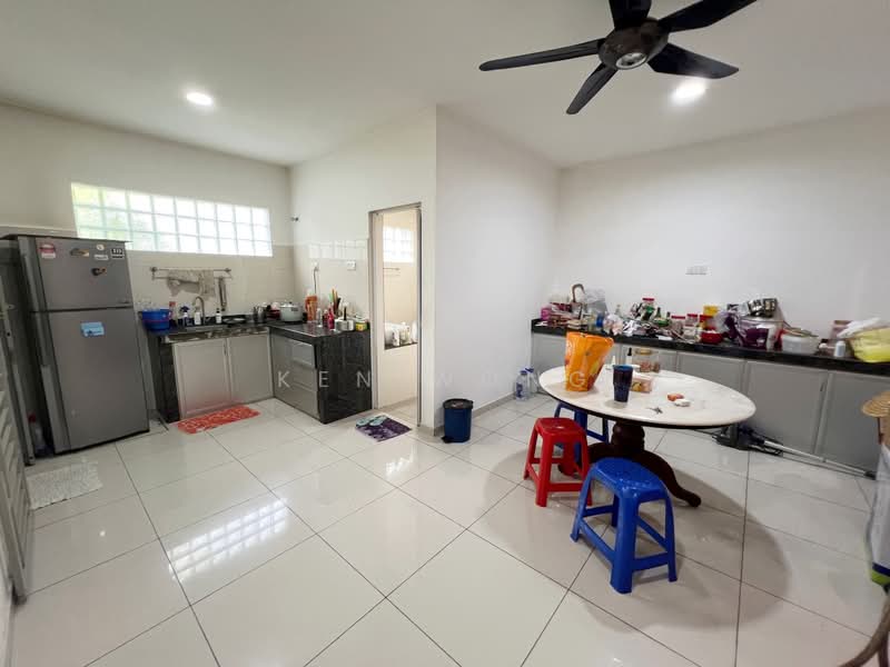1-storey Terraced House for Sale in Petaling Jaya (Selangor) - Ken Wong - Kitchen - PropertyGuru.com.my