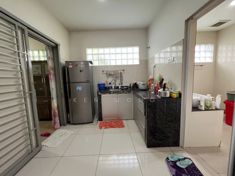 1-storey Terraced House for Sale in Petaling Jaya (Selangor) - Ken Wong - Kitchen - PropertyGuru.com.my