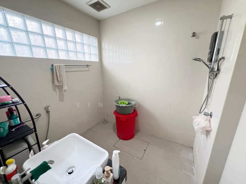1-storey Terraced House for Sale in Petaling Jaya (Selangor) - Ken Wong - Bathroom - PropertyGuru.com.my