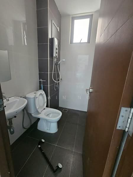 Kondominium untuk Disewa di Botanika - Rain Ng - Bathroom - PropertyGuru.com.my