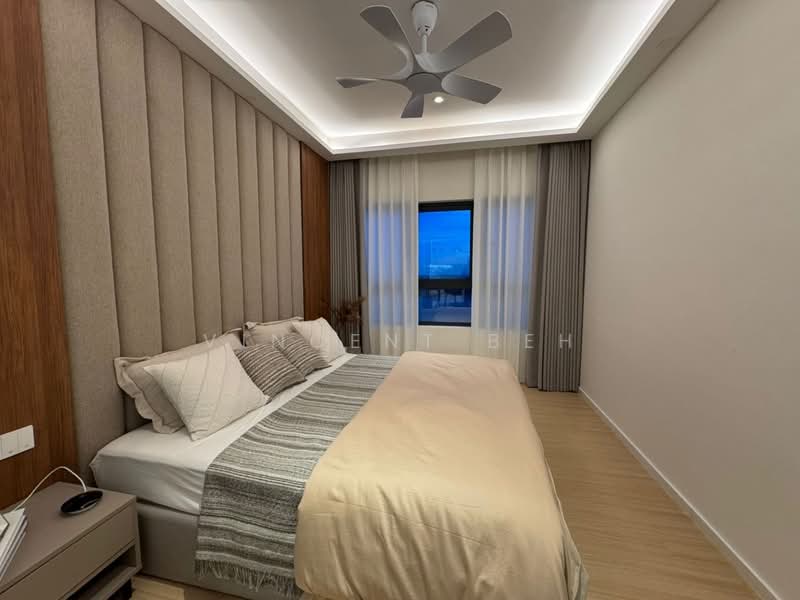 Pangsapuri untuk Dijual di Orchid View Luxury Apartment - Vincent Beh - PropertyGuru.com.my