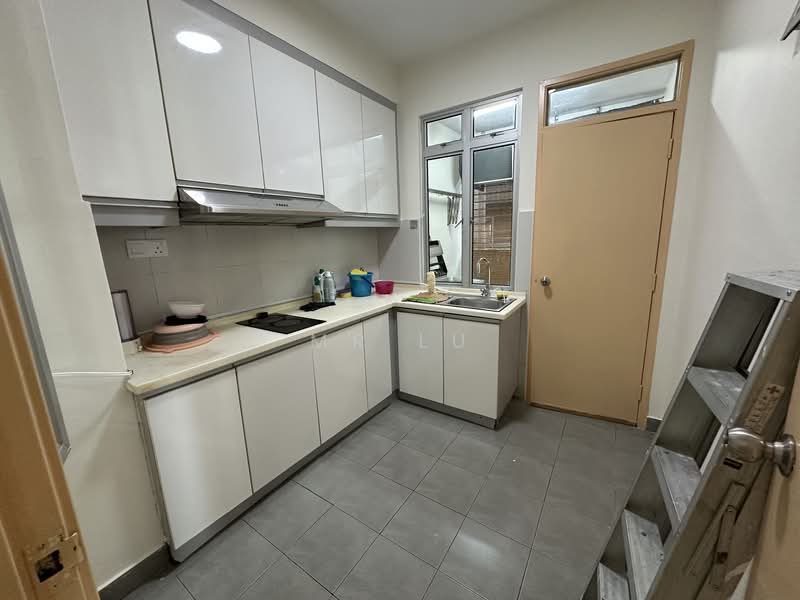 Pangsapuri untuk Disewa di Austin Suites (Permata Austin) - Mr Lu - Kitchen - PropertyGuru.com.my