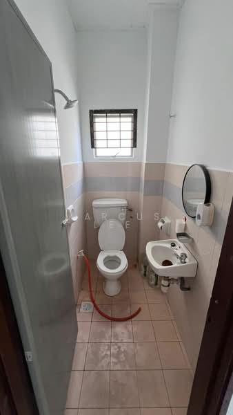 Townhouse for Sale in Rawang (Selangor) - Marcus Lee - Bathroom - PropertyGuru.com.my