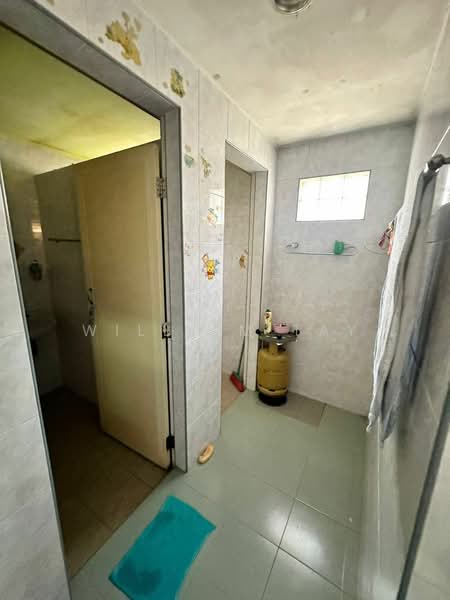2-storey Terraced House for Sale in Taman Pelangi (Johor Bahru) - William Tay - Bathroom - PropertyGuru.com.my