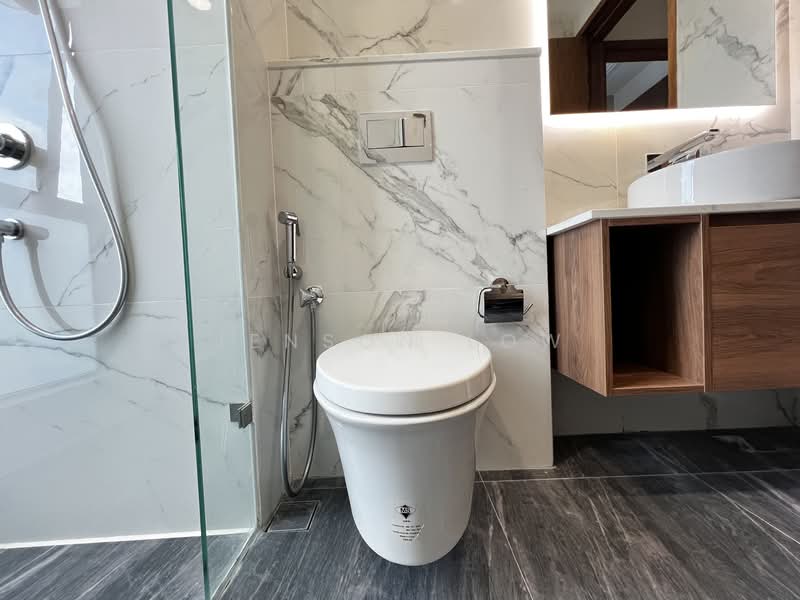 Servis Apartment untuk Disewa di Core Residence @ TRX - Jenson Low - Bathroom - PropertyGuru.com.my