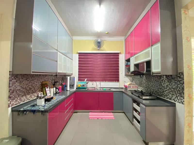 Rumah Berkembar untuk Dijual di Shah Alam (Selangor) - Intan Musa - Kitchen - PropertyGuru.com.my