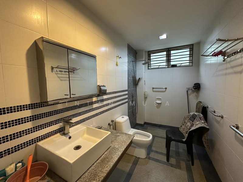 Rumah Berkembar untuk Dijual di Shah Alam (Selangor) - Intan Musa - Bathroom - PropertyGuru.com.my