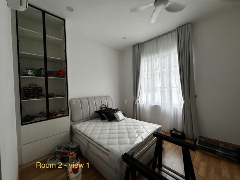 Rumah Berkembar untuk Dijual di Eco Majestic (Semenyih) - Kent Fatt - Bedroom - PropertyGuru.com.my