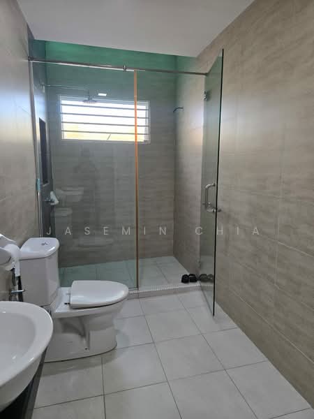 Rumah Teres 3 Tingkat untuk Dijual di Taman Fadason (Kepong) - Jasemin Chia - Bathroom - PropertyGuru.com.my