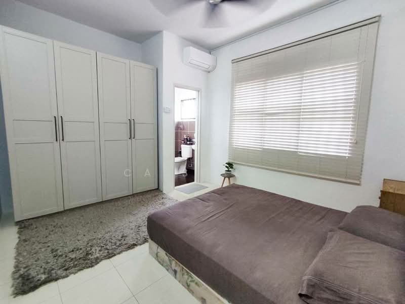 Rumah Teres 2 Tingkat untuk Dijual di Bandar Saujana Putra (Tanjong Duabelas) - Cassell . - Bedroom - PropertyGuru.com.my