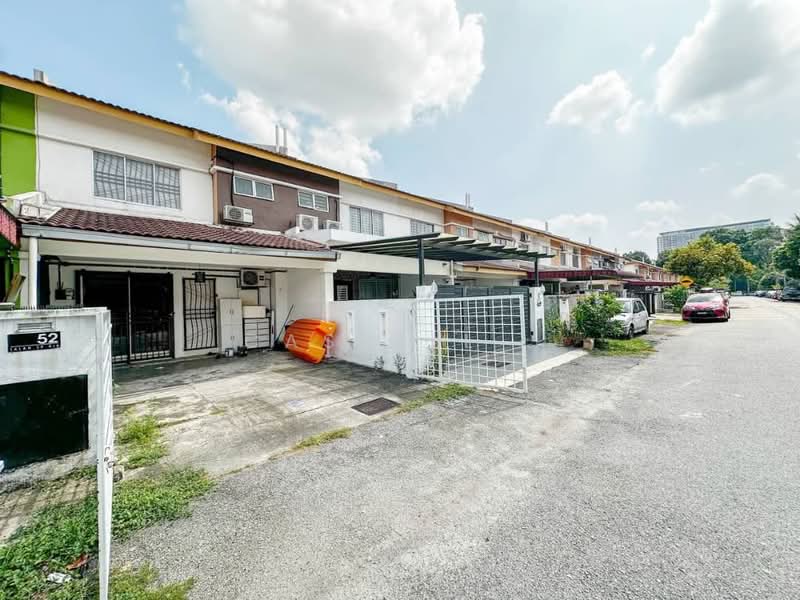 Rumah Teres 2 Tingkat untuk Dijual di Bandar Saujana Putra (Tanjong Duabelas) - Cassell . - Exterior - PropertyGuru.com.my