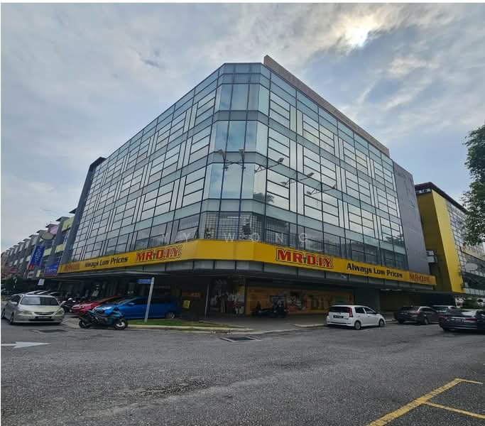 Shop / Office for Sale in Sungai Besi (Kuala Lumpur) - YY Wong - Exterior - PropertyGuru.com.my