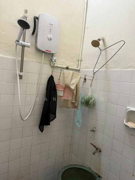 Rumah Teres 1 Tingkat untuk Dijual di Taman Skudai Baru (Skudai) - Shanes Tan - Bathroom - PropertyGuru.com.my