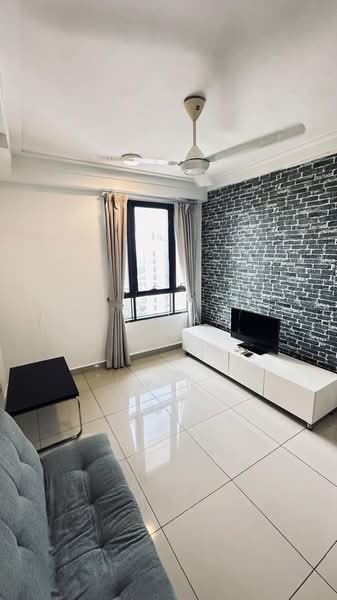 Servis Apartment untuk Disewa di Solstice @ Pan'gaea - KK Yap - Living Room - PropertyGuru.com.my