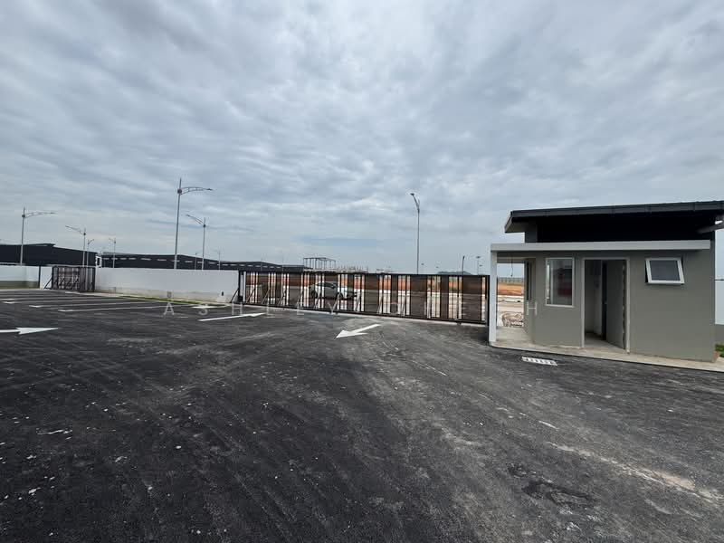 Factory for Rent in Bandar Serenia (Dengkil) - Ashley Cheoh - Exterior - PropertyGuru.com.my