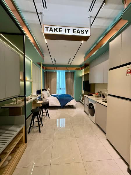 Servis Apartment untuk Dijual di Skyline One Sentosa - Katherina Lee - Master bedroom - PropertyGuru.com.my