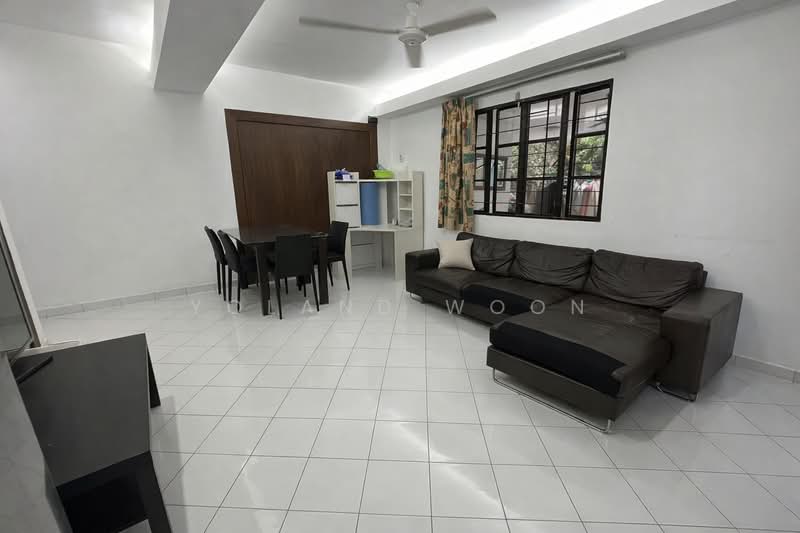 Rumah Teres 2 Tingkat untuk Dijual di Batu 9 (Cheras) - Yoland Woon - Living Room - PropertyGuru.com.my