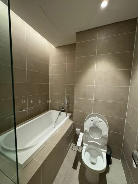 Servis Apartment untuk Disewa di Mitsui Serviced Suites - Desmond Low - Bathroom - PropertyGuru.com.my