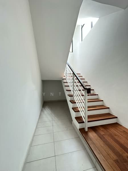 Vila Berkembar untuk Dijual di Gelugor (Penang) - Jacyntha Lee - PropertyGuru.com.my