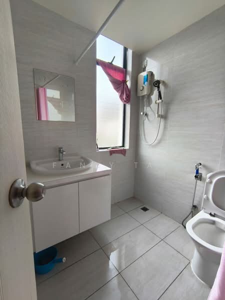 2-storey Terraced House for Sale in Taman Damansara Aliff (Tampoi) - Fanny Tan - Bathroom - PropertyGuru.com.my