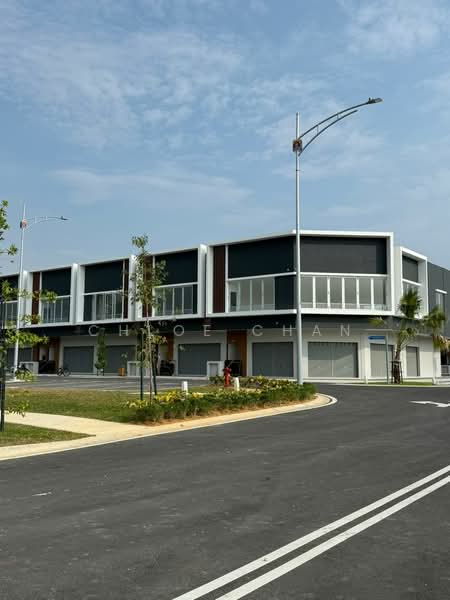 Shop / Office for Rent in Bandar Serenia (Dengkil) - Chloe Chan - Exterior - PropertyGuru.com.my