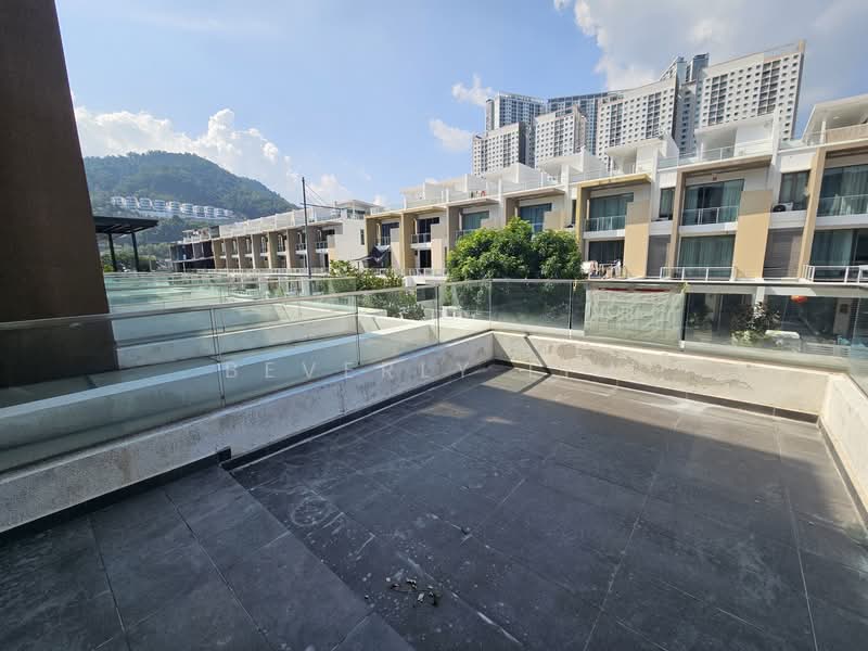 Rumah Teres 3 Tingkat untuk Dijual di Gelugor (Penang) - Beverly Lim - PropertyGuru.com.my