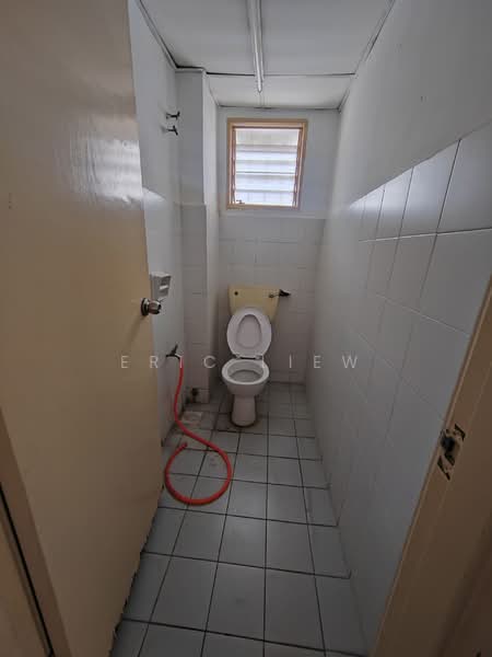 Shop for Rent in Bandar Mahkota Cheras (Cheras) - Eric Liew - Bathroom - PropertyGuru.com.my