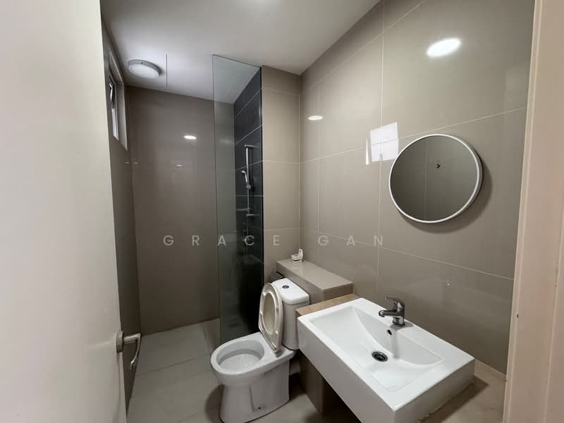Servis Apartment untuk Disewa di Desa Green - Grace Gan - Bathroom - PropertyGuru.com.my