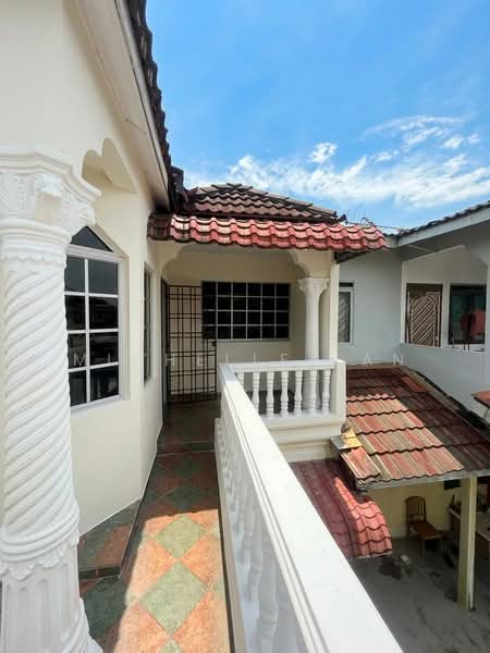 Rumah Teres 2 Tingkat untuk Dijual di Klang (Selangor) - Michelle Tan - Exterior - PropertyGuru.com.my