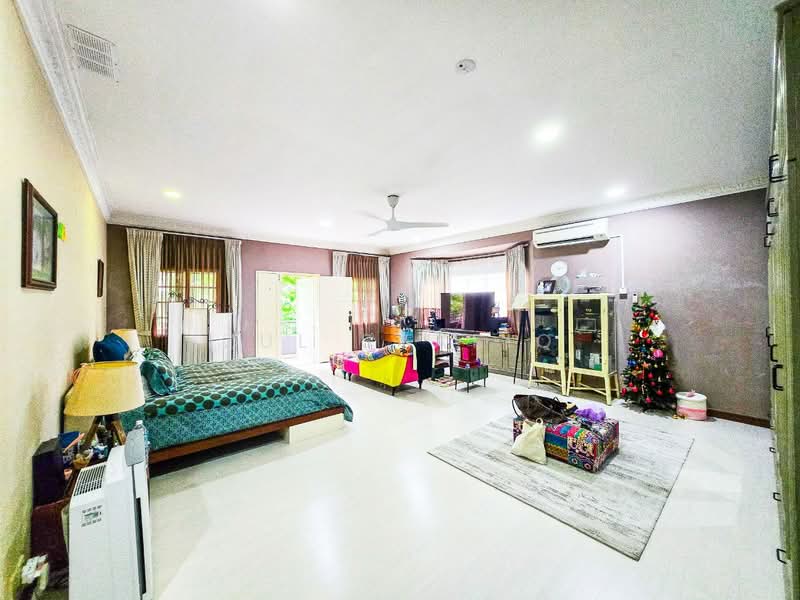 Bungalow for Sale in Ampang (Selangor) - Zul Syafiq - Living Room - PropertyGuru.com.my