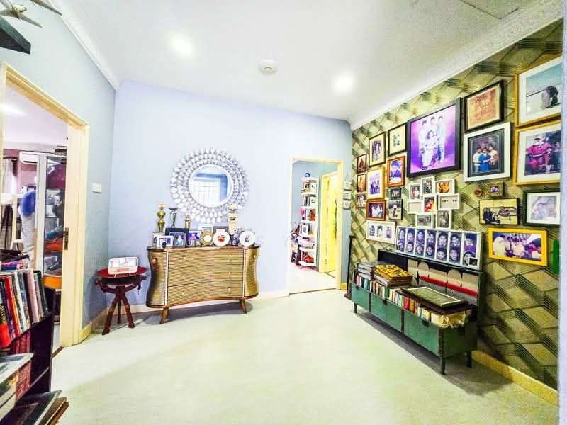 Bungalow for Sale in Ampang (Selangor) - Zul Syafiq - Living Room - PropertyGuru.com.my