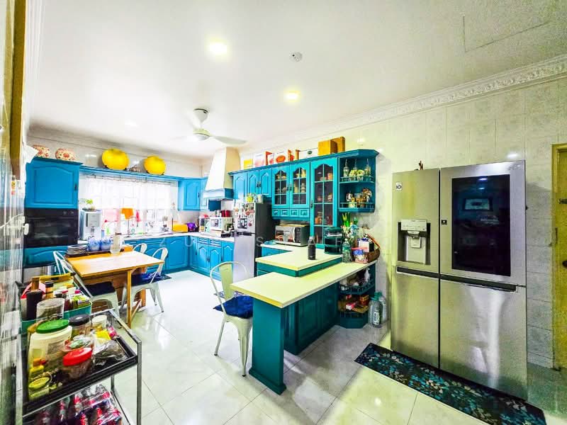 Bungalow for Sale in Ampang (Selangor) - Zul Syafiq - Kitchen - PropertyGuru.com.my