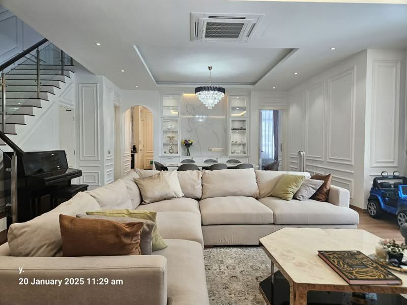Rumah Berkembar untuk Dijual di Eco Majestic (Semenyih) - Afiqah . - Living Room - PropertyGuru.com.my