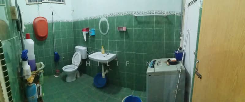 Residential Land for Sale in Senawang (Negeri Sembilan) - Philip Ng - Bathroom - PropertyGuru.com.my