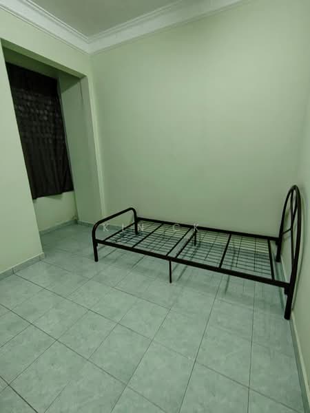 Pangsapuri untuk Dijual di Greenview Apartment - Kin CK - Bedroom - PropertyGuru.com.my