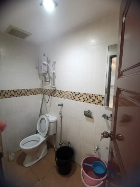2-storey Terraced House for Sale in Taman Permata (Ulu Kelang) - PeiGee . - Bathroom - PropertyGuru.com.my